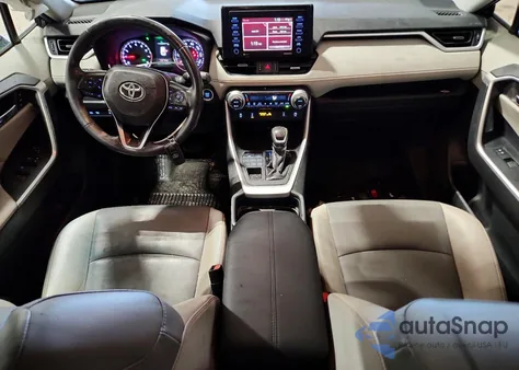 2020 Toyota Rav4 Xle Premium из США, поврежденный, VIN 2T3A1RFV0LW117327